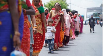 फेरि प्रदर्शनमा उत्रिए मिटरब्याज पीडित